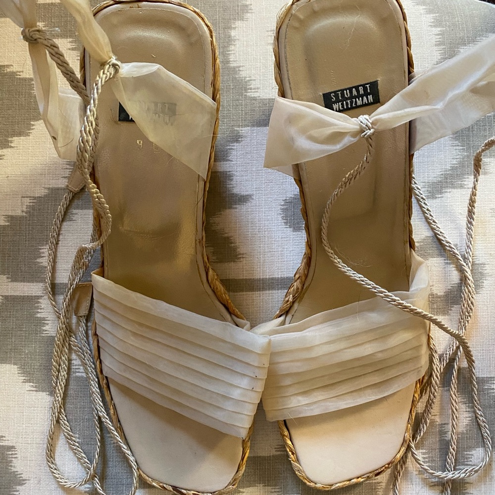 Stuart Weizman Raffia Wedge Sandal Sz 9B
